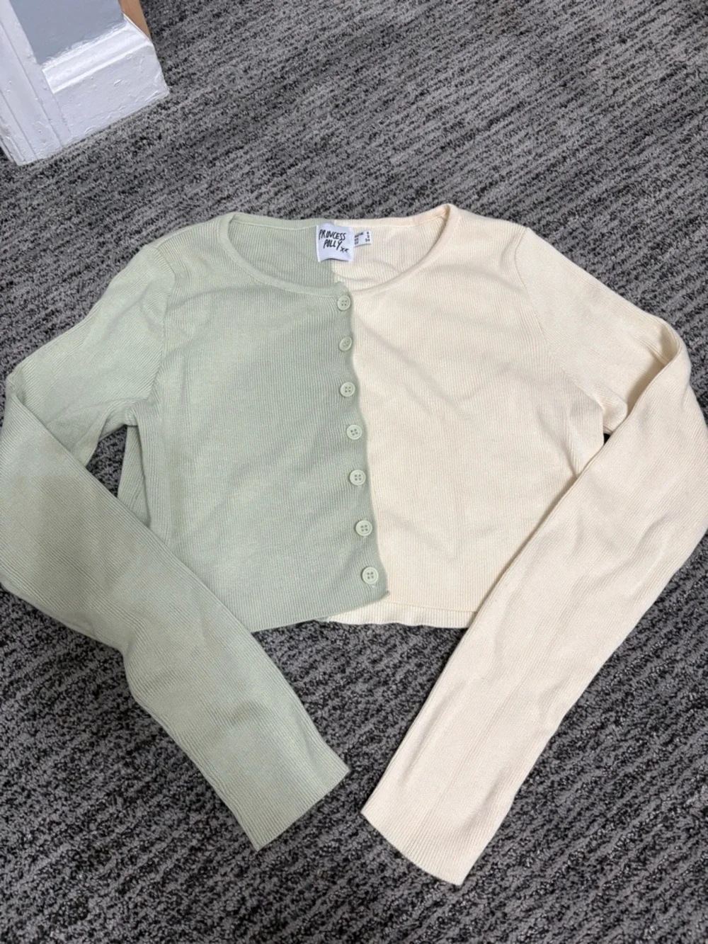 Princess Polly Two-Tone Cropped Knit Cardigan in Sage & Cream - Picture 6 of 6